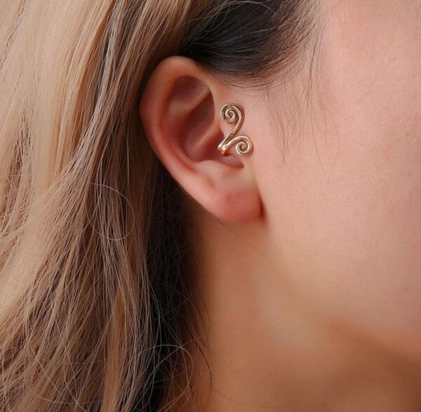 Cuff d'oreille spirale doré