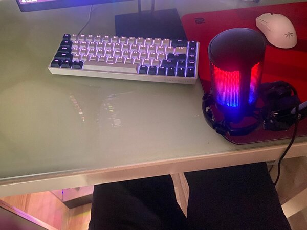 Продаю мышку, клавиатуру,микрофон,