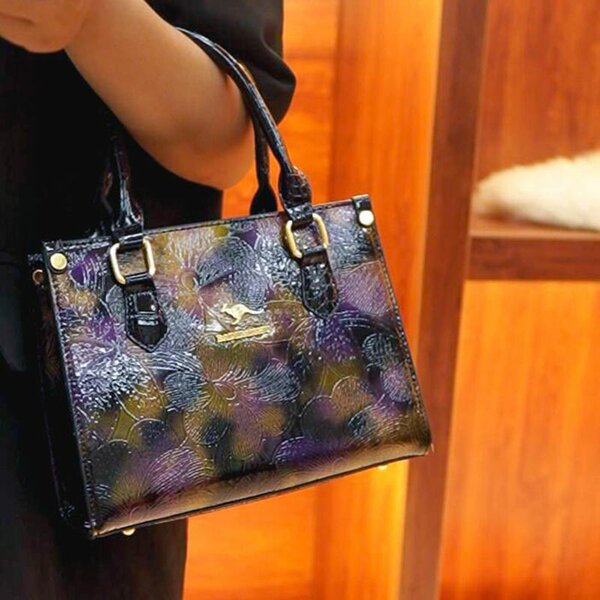 Women's Leather Hand/Shoulder Bag