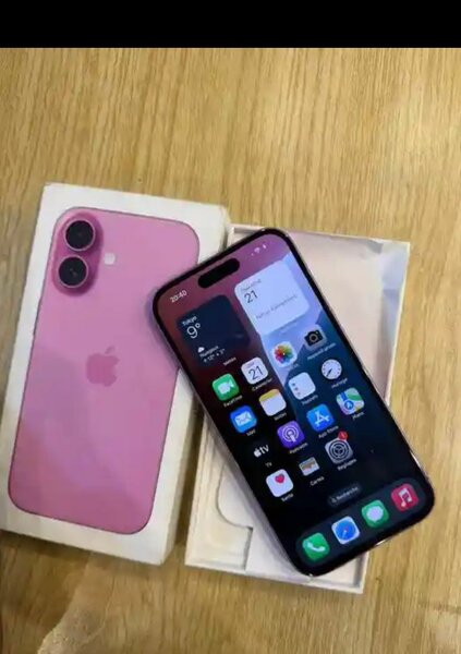 Apple iPhone 15 reconditionné rose