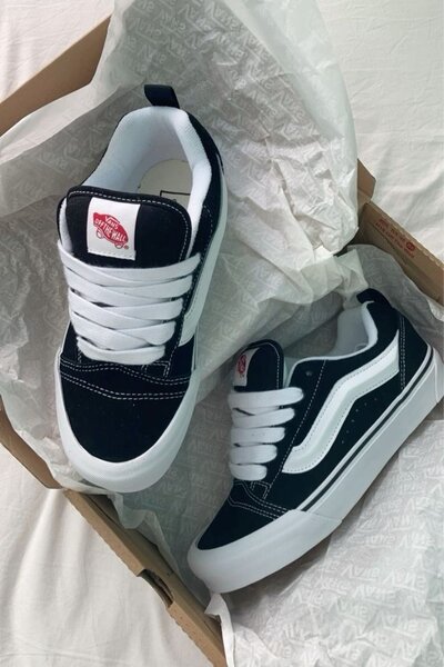 Vans knu skool
