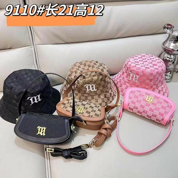 GG hand bag & Cap