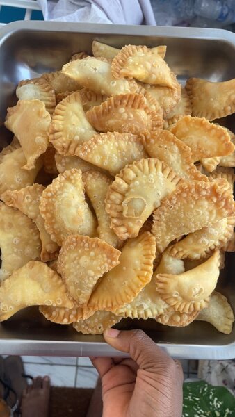 Délicieux chaussons frits