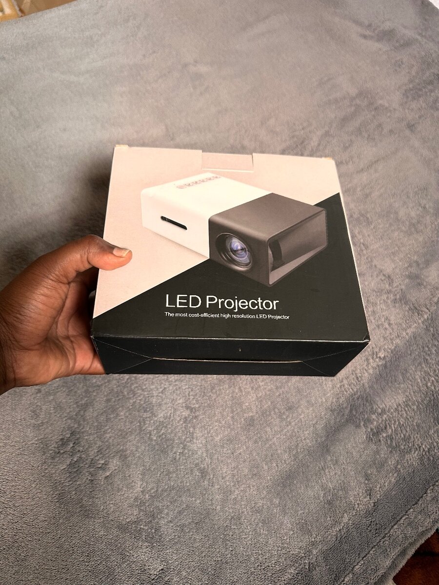LED Mini Projector