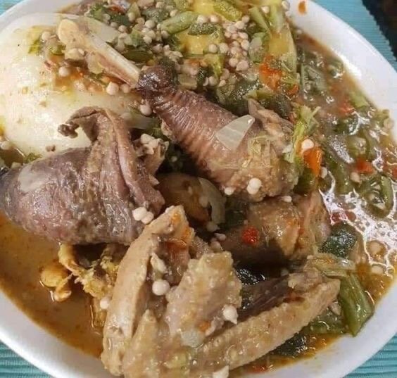 Sauce gouagouassou et Foutou