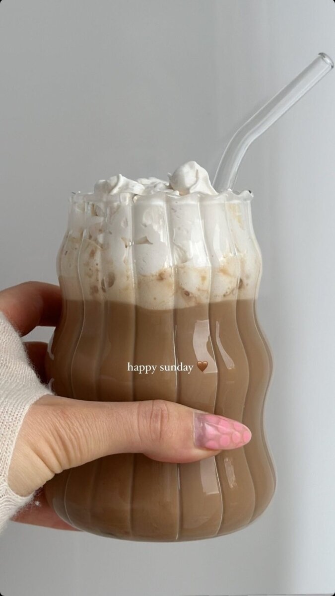 Wavy glass jar with glass straw