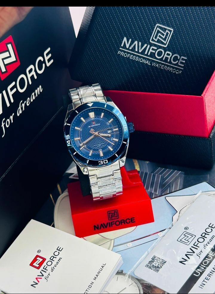 Montre Naviforce Étanche Design