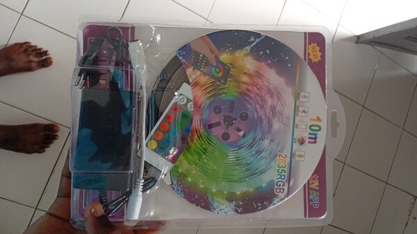 Ruban LED RGB 10m avec Télécommande