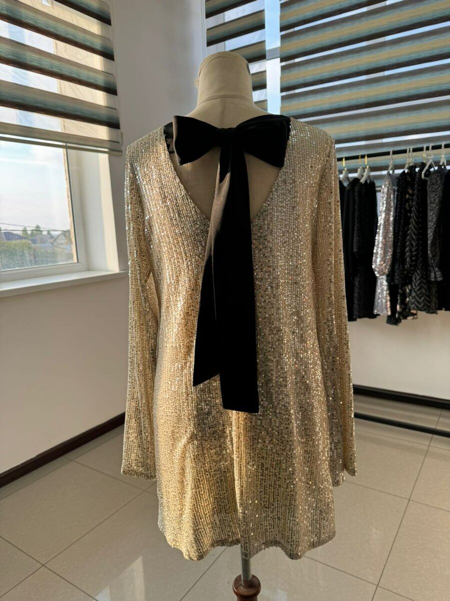 Платья вечернее