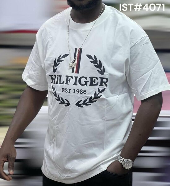 T-shirt blanc style décontracté