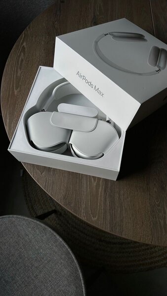 AirPods Max