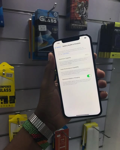 BRAND NEW IPHONE 🍏 pro 