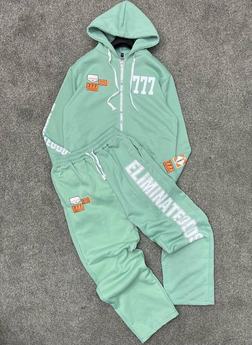 Ensemble sport style streetwear