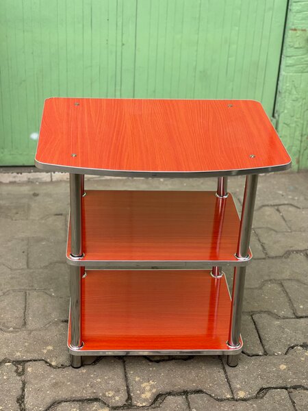 Étagère moderne à trois niveaux