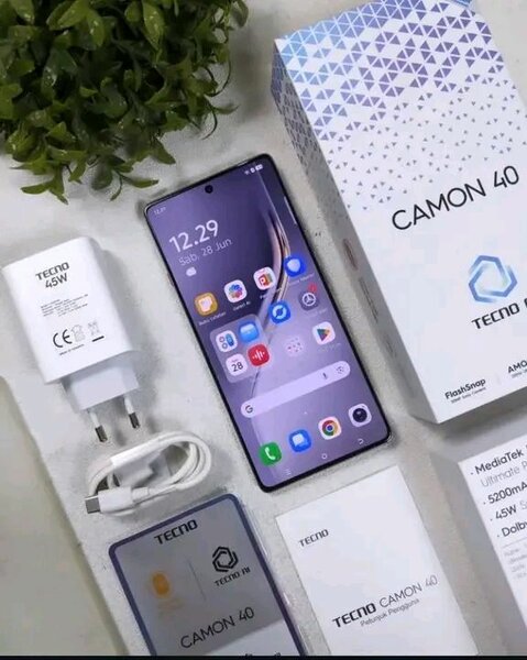 Smartphone Tecno Camon 40 Pro