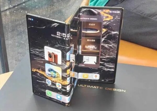 Smartphone pliant futuriste