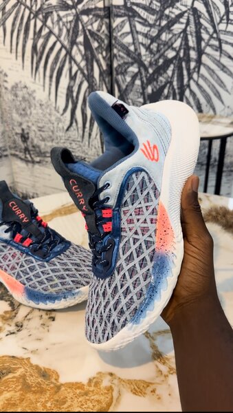 Curry flow 9 "wrap the game"