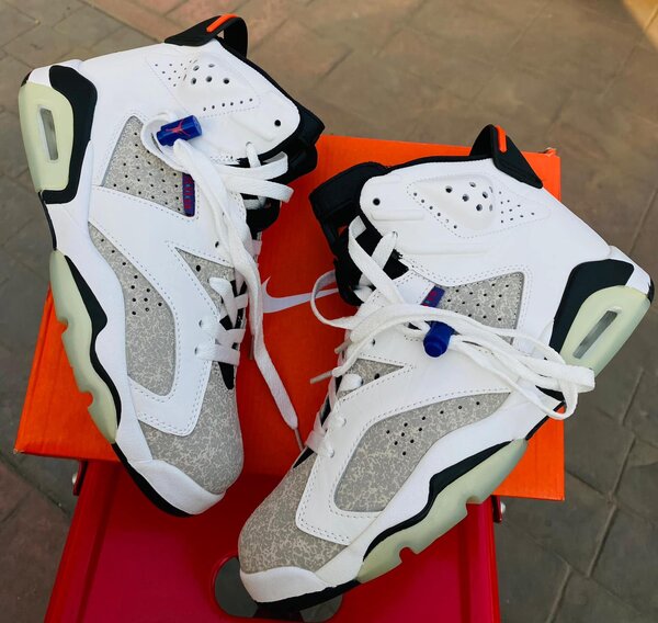 Jordan 6 