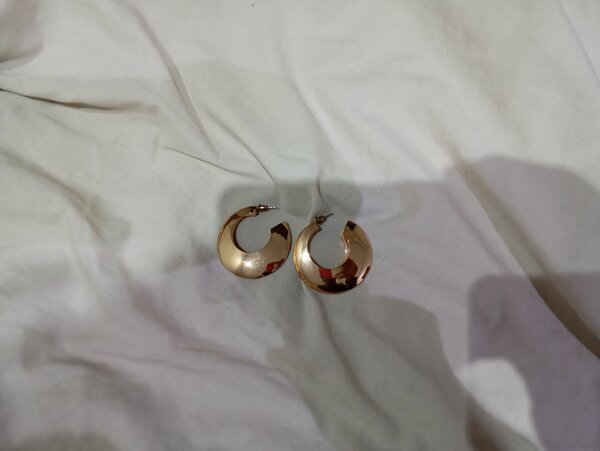 Boucles d'oreilles créoles dorées