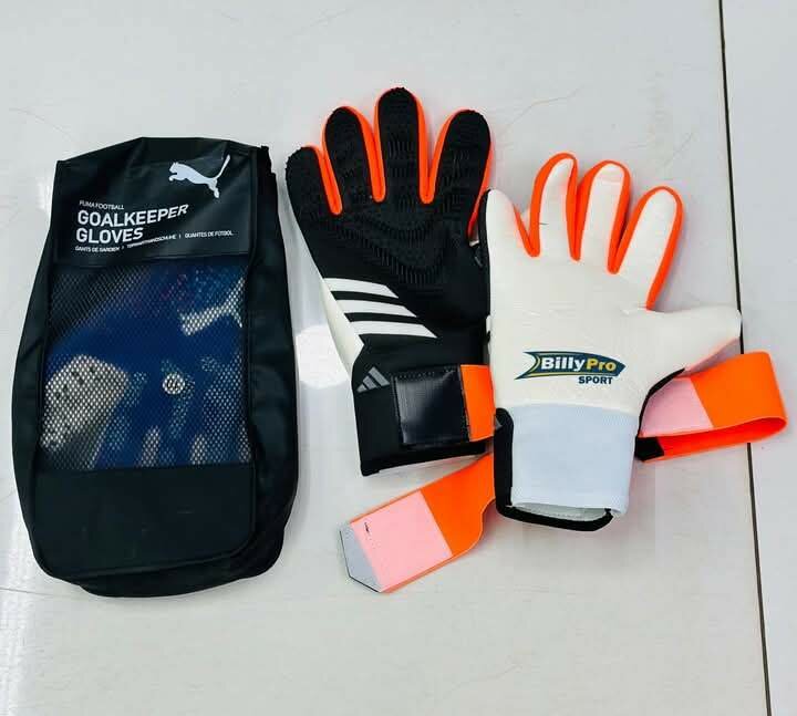 Goal keeper gloves