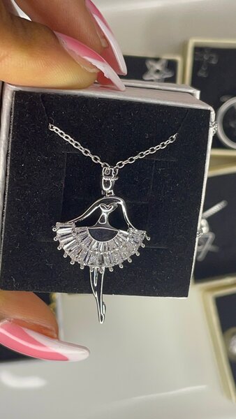 Collier et Boucles En Argent