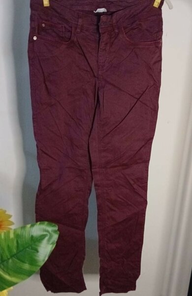 Pantalon bordeaux élégant
