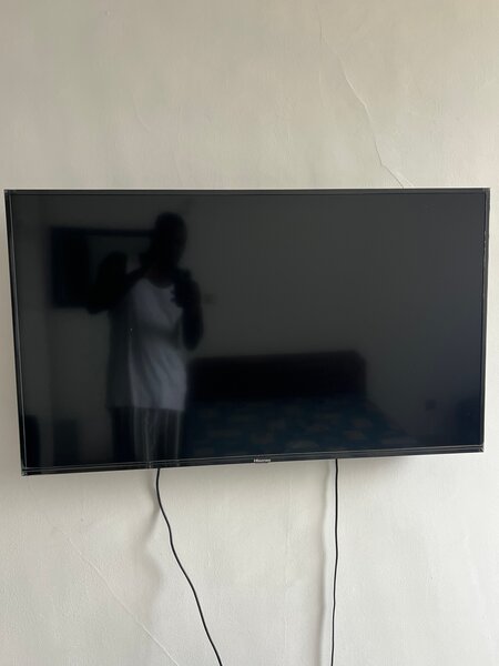 Hisense LED TV
