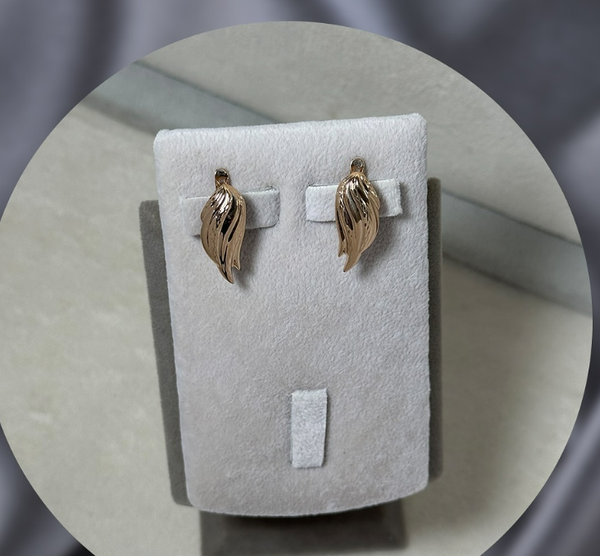 Золотые серьги