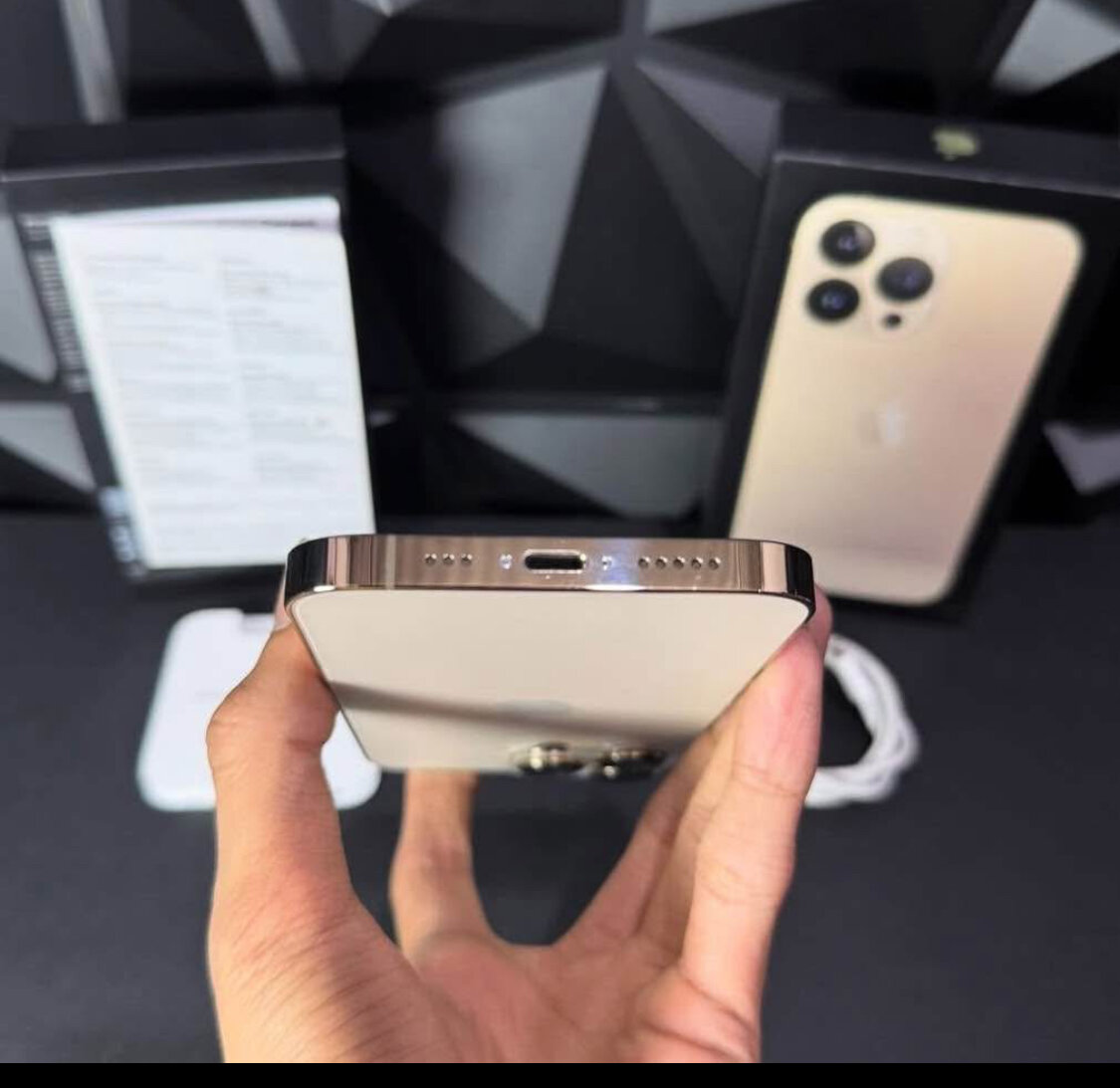 iPhone 14 Pro Max - Or