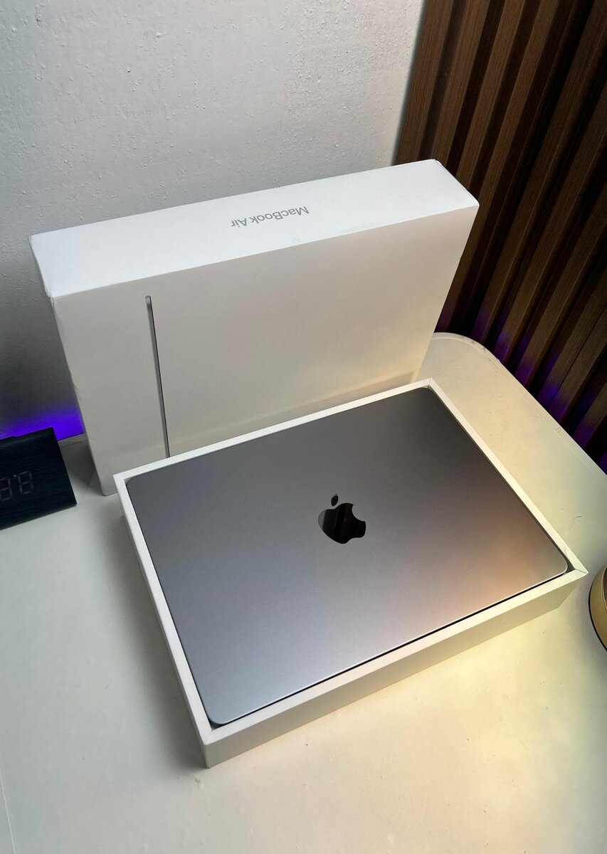 MacBook Air M2 (2022)