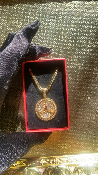 Necklace and pendent