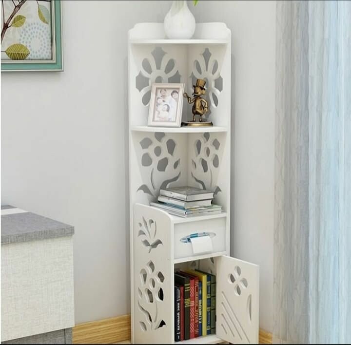 Étagère de salle de bain avec porte