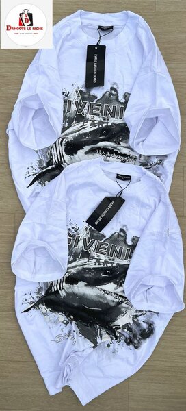 T-shirt imprimé moderne