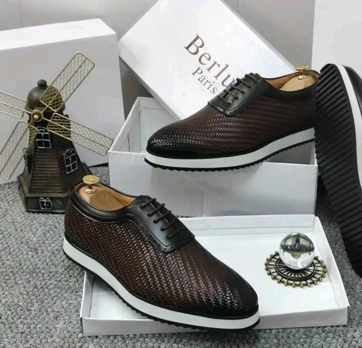 Chaussures Lacoste pour homme