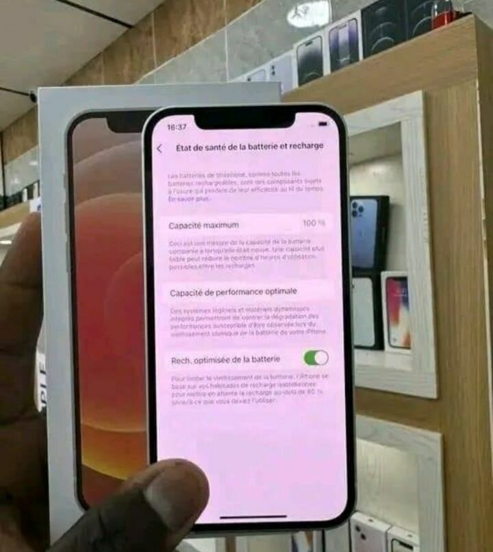 Apple iPhone 12 - Téléphone portable