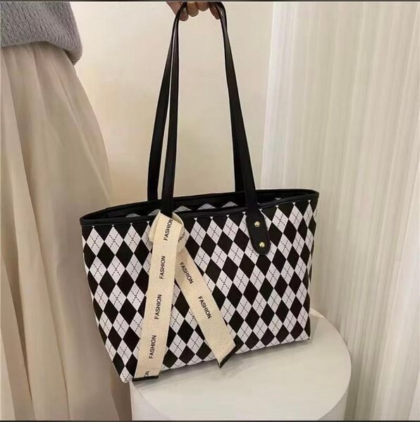 Sac cabas à motif élégant