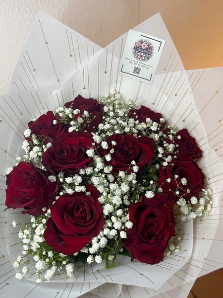Bouquet de Roses Rouges Élégant