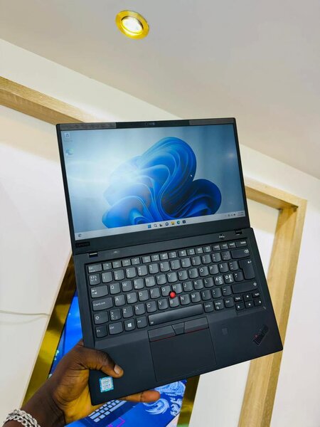 LENOVO X1 CARBON GEN 6