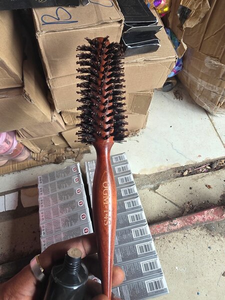 Wooden Round Hairbrush Set