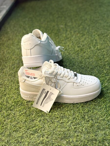 Nike Air Force 1 blanche neuve