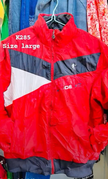 Men's windbreaker size L