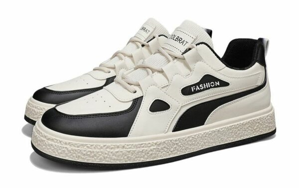 Men's Black & White Sneaker