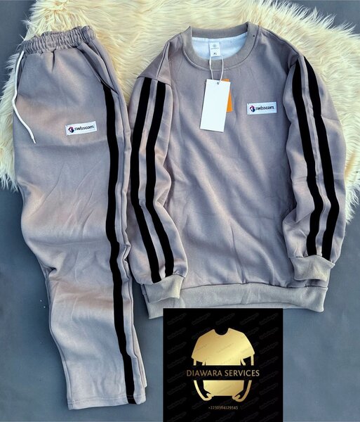 Ensemble sweat et pantalon Webcam