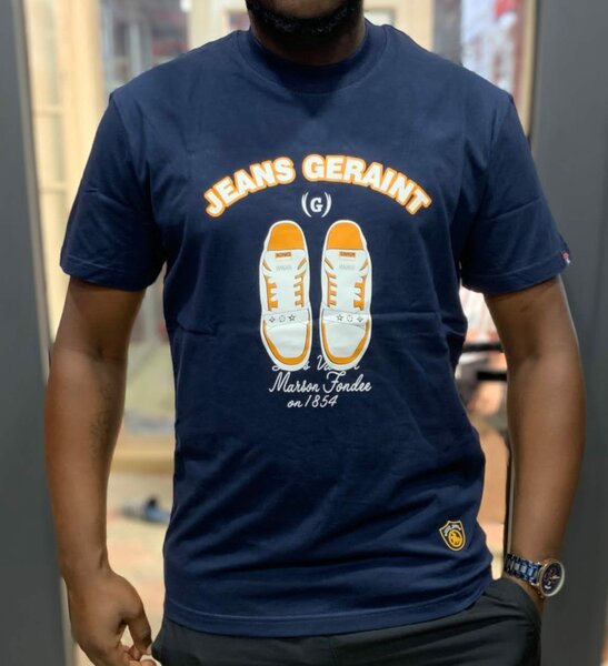 𝐭𝐞𝐞𝐬𝐡𝐢𝐫𝐭