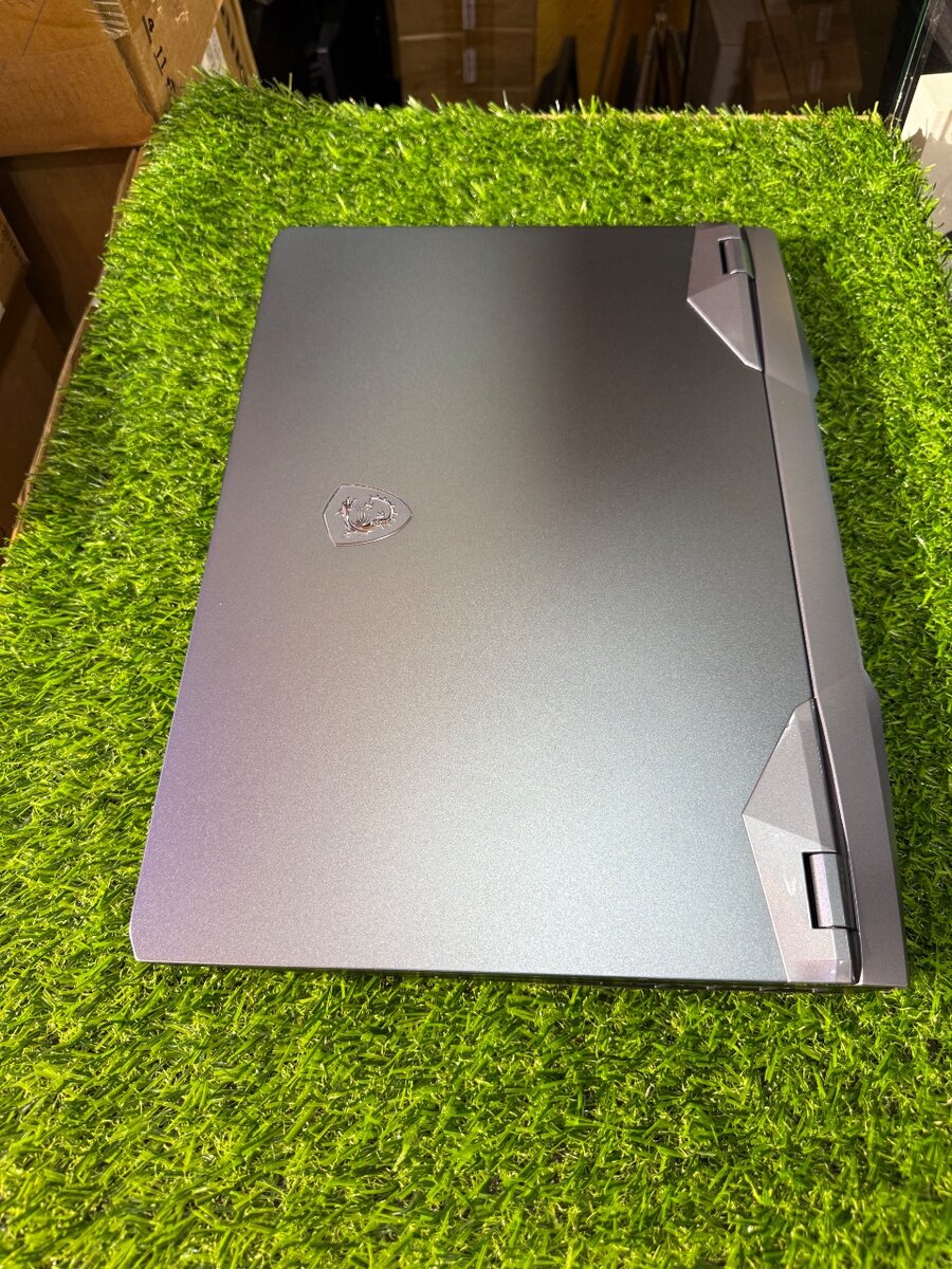 MSI GAMING GRAPHICS INTEL CORE i9 Ram 32GB SSD 1TB RTX 3060.