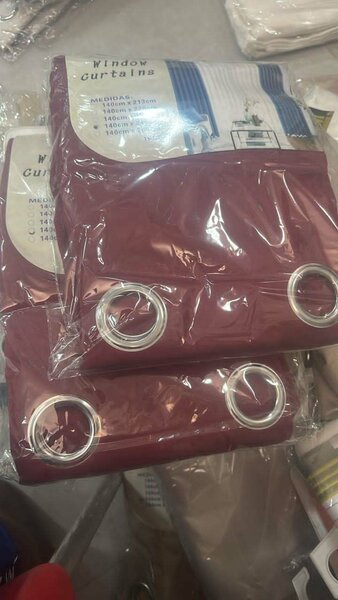 01Rideaux bordeaux occultants