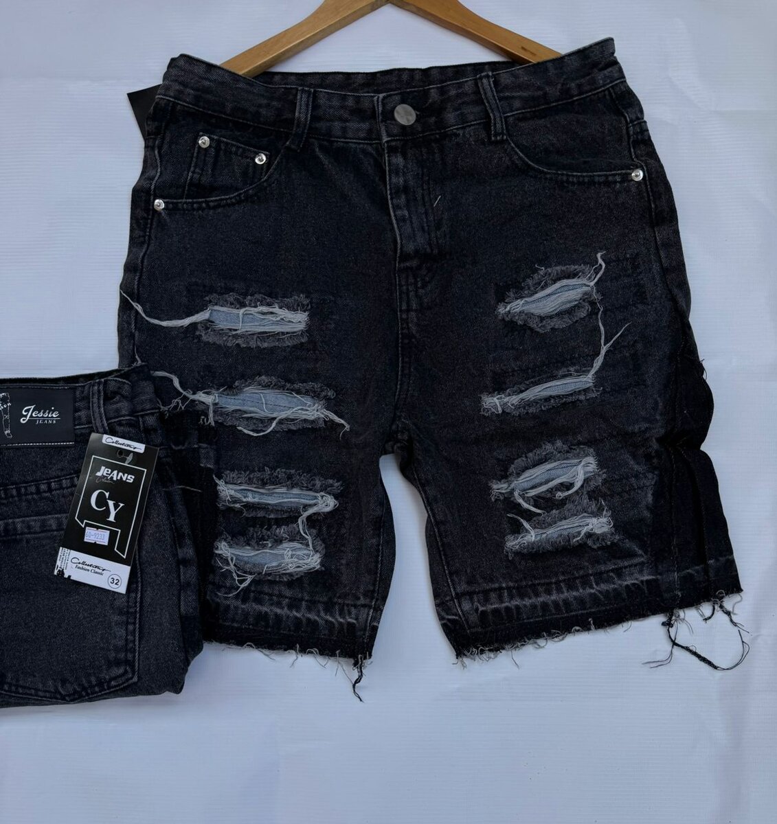Shorts en jean déchiré