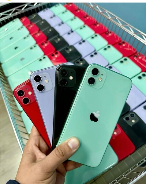 iPhone 11 128gig twi sim