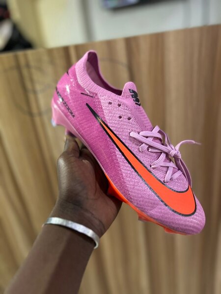 Chaussures de foot Nike Mercurial