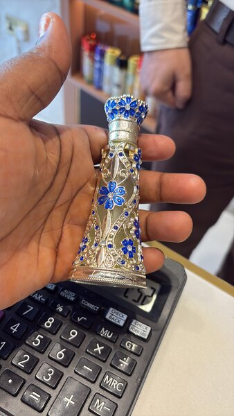 Flacon de Parfum Arabe Luxueux